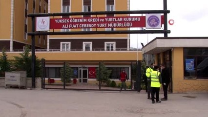 Karantinadaki oğluna kavuşan baba duygu dolu anlar yaşadı: Onun kokusunu içime çekememek ölümdü