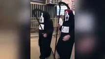 Koronavirüs | İran'da karantinaya uymayanları Azrail kostümüyle uyardılar