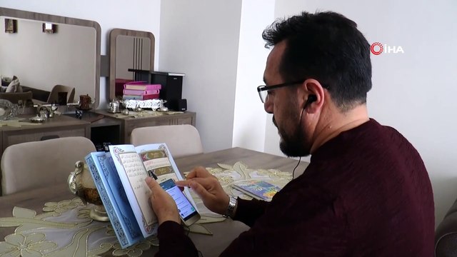 Sanal Alemin İlk Hafızı Oldu