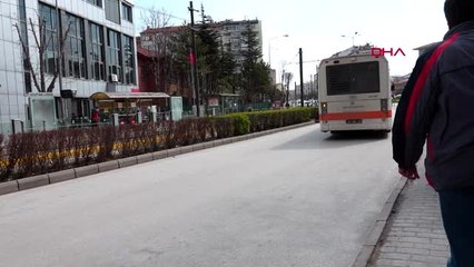 Eskişehir'deki otobüslerde sosyal mesafe için yeşil bant uygulaması