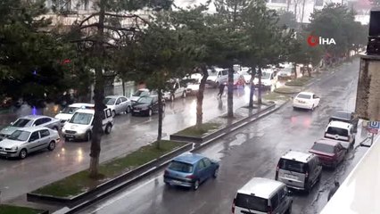 Tatvan'da bazı köy ve ilçe merkezindeki binalar karantinaya alındı