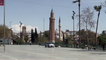 'Türkiye'nin Meydanları'nda 'koronavirüs sessizliği' - ANTALYA