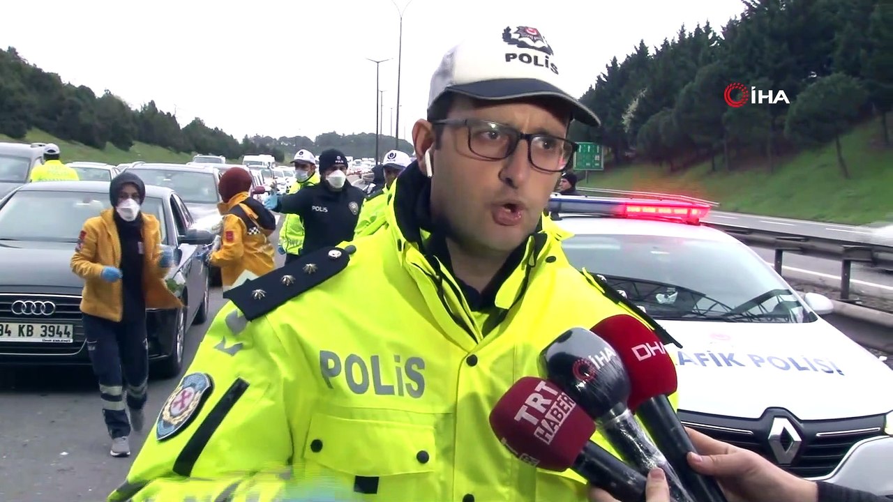 İstanbul'un giriş çıkışlarında korona virüs denetimi: 177 bin 475 kişi kontrol edildi