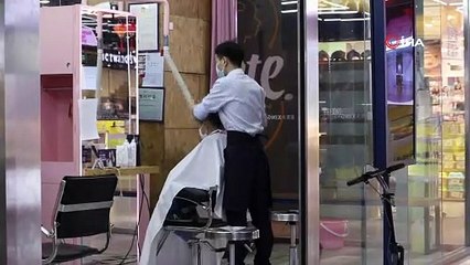 Pekin’de vaka sayısı düşerken tedbirler sürüyor