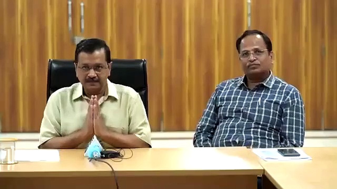 कोरोना की जंग में लड़ रहे डॉक्टर्स को केजरीवाल का सलाम