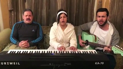 إدوار يغني مع أولاده للحجر الصحي