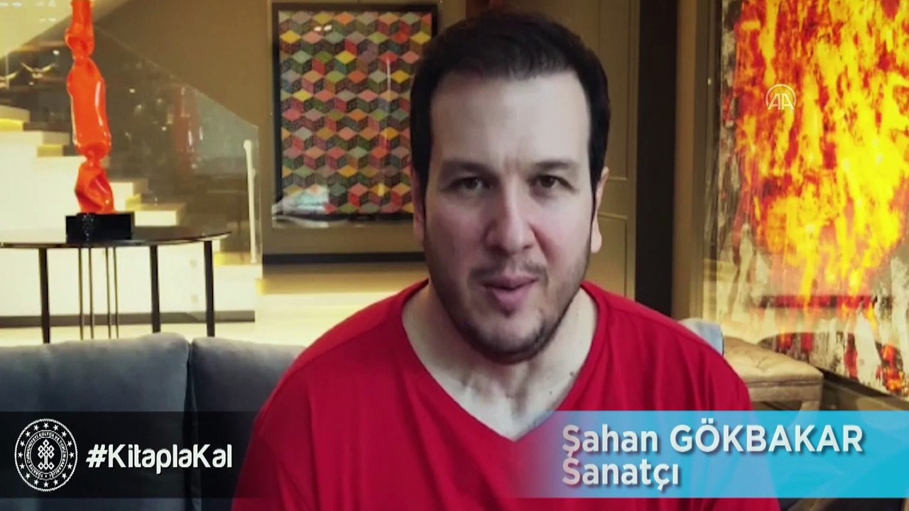 Ünlü isimlerden 'Evde kal, kitapla kal' çağrısı (1) - ANKARA