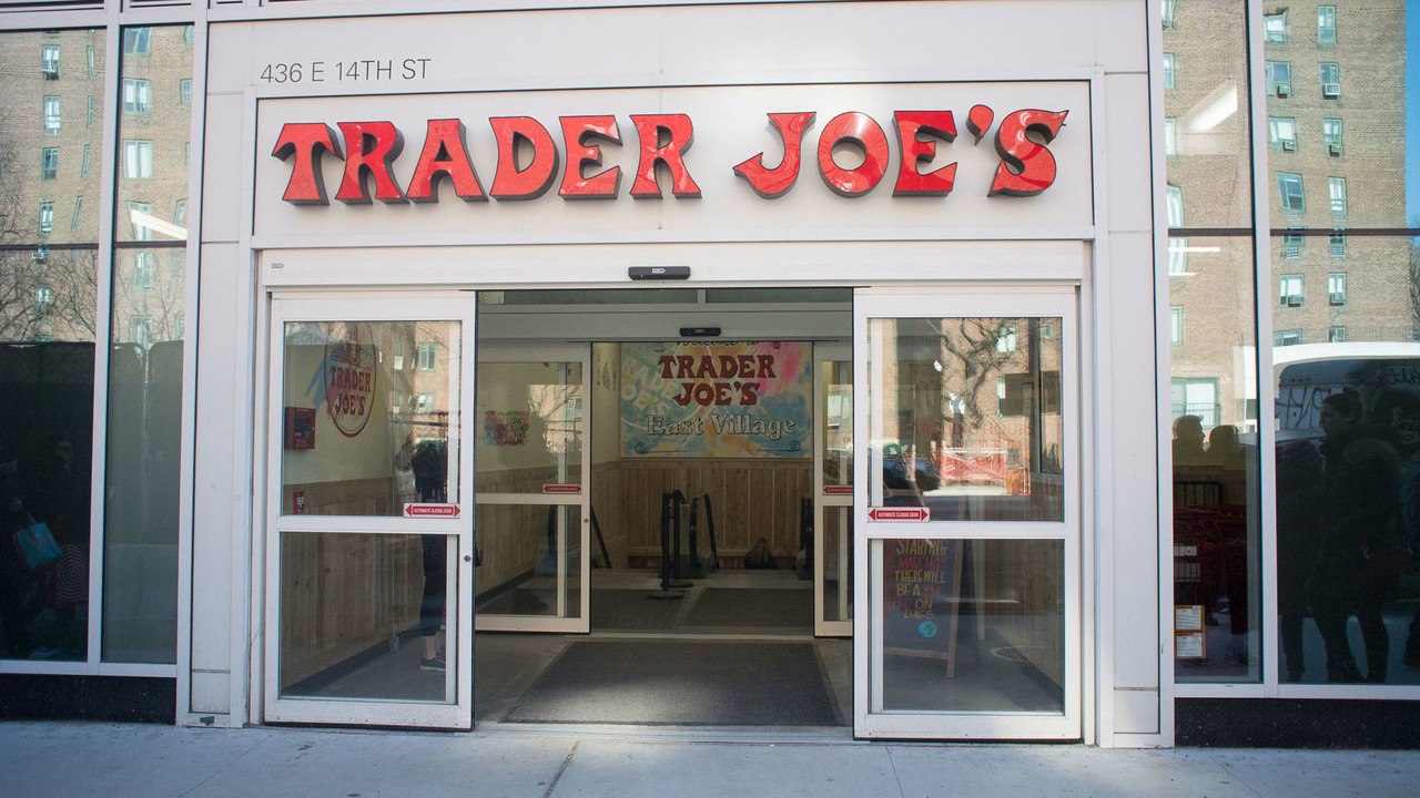 What a Trader Joe's Employee Wishes Grocery Sho...