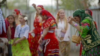[T3.Ep3] Inside the World’s Toughest Prisons - Rumania - Cárcel gitana (latino)