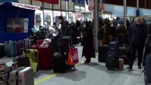 Karantinadan çıkıp memleketlerine dönmek isteyenler 3 kat artan otobüs bilet fiyatlarına isyan etti