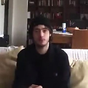 Turhan Kaya’nın oğlu Theo Kaya: Babam koronavirüs nedeniyle vefat etti fakat hem bizden hem de resmi kayıtlardan sakladılar