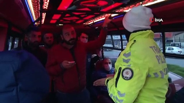 Sosyal Mesafe Kuralını Hiçe Saydılar! Minibüslerde Şoke Eden Görüntü