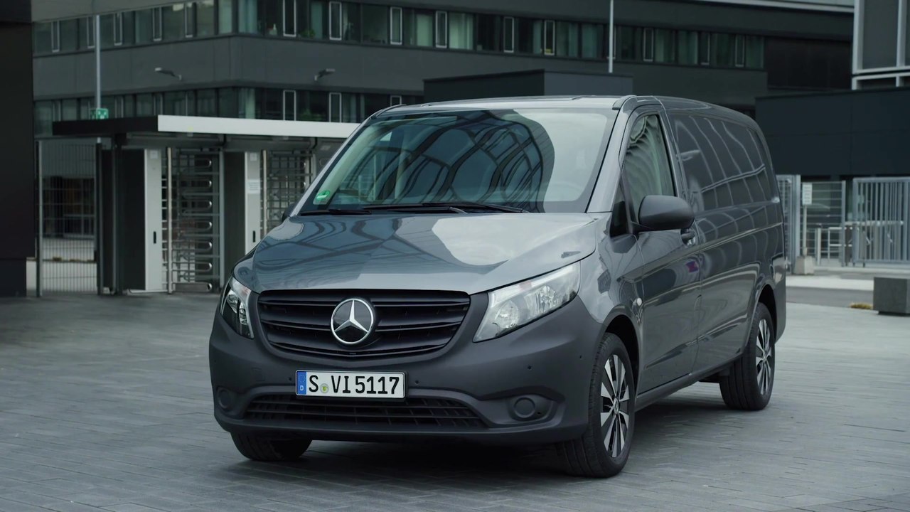 Der neue Mercedes-Benz Vito Tourer - So praktisch wie mit konventionellem Antrieb