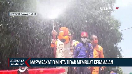 Pemerintah Rutin Semprot Disinfektan Skala Besar