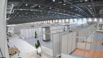 Ce timelapse montre la transformation éclair d'un centre d'exposition de Londres en un hôpital de campagne