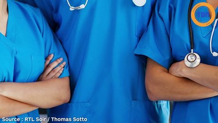 France : un médecin craint "une vague de patients ayant fait un AVC" après l'épidémie du Covid-19