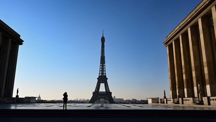 كورونا يحيل العاصمة الفرنسية إلى مدينة أشباح