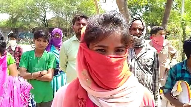 अमेठी: ग्रामीणों ने दुकानदार पर लगाया दो माह राशन कबन का आरोप, जमकर हंगामा