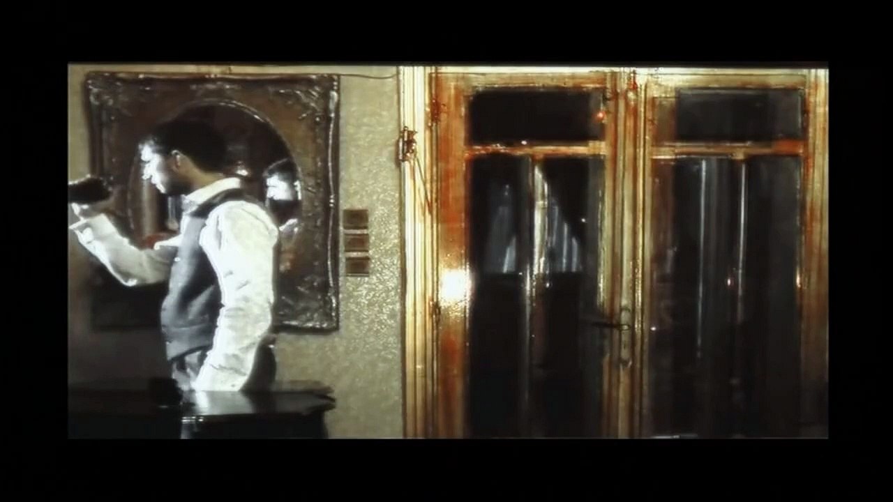 ELLI KOKKINOU - EISAI OTI THELO  VIDEOCLIP