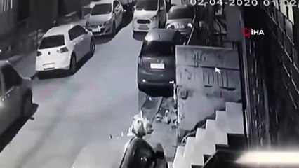 Küçükçekmece'de korkunç olay: Annesini boğarak öldürdü