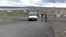 Kars'ta karantinaya alınan köye giriş çıkış yasak