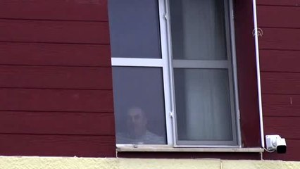 Katar'dan getirilen 83 Türk vatandaşı öğrenci yurduna yerleştirildi