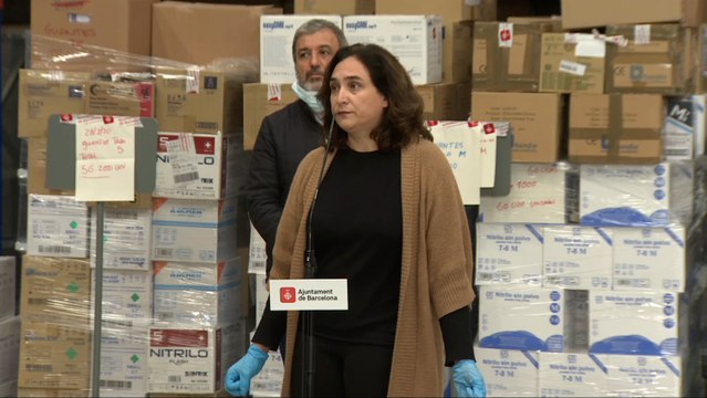 Colau pone en entredicho las cifras del Govern sobre los casos en las residencias