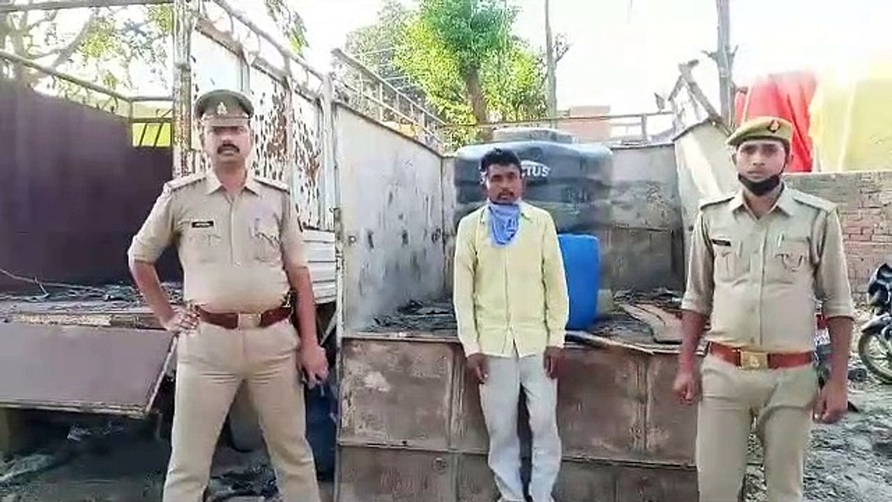 प्रयागराज: चौकी प्रभारी ने अवैध शराब के साथ एक को किया गिरफ्तार