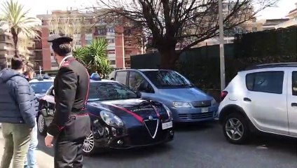Ostia, aggrediscono e rapinano un'anziana. Tre in manette