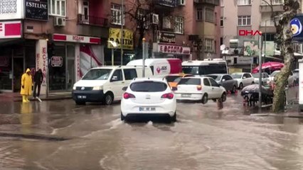Adıyaman'da şiddetli yağış hayatı olumsuz etkiledi