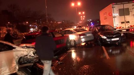 Bağcılar'da 10 araçlık zincirleme trafik kazası