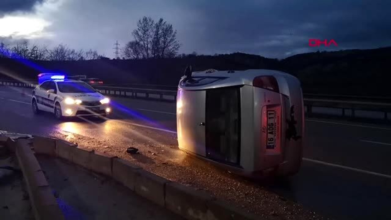 Bursa'da virajlı yolda yolda takla atan otomobilin sürücüsü yaralandı