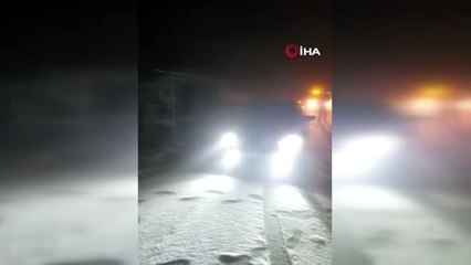 Şarköy'de lapa lapa kar yağışı
