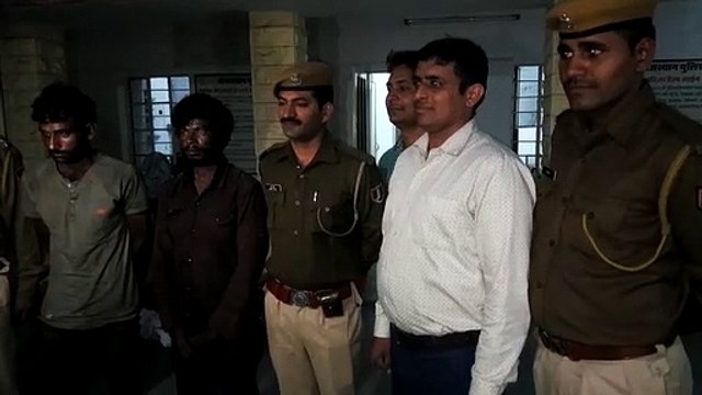 Two robbery accused arrested, thirty gold jewelery recovered
