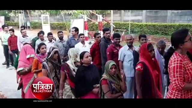 बांसवाड़ा शहर में धीमी शुरुआत के बाद अब मतदान में तेजी, एक-एक वोट के लिए जद्दोजहद