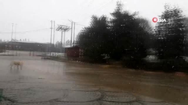 Uludağ'da Nisan ayında kar sürprizi