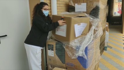 Sanidad comienza a repartir el material sanitario llegado en dos vuelos de China a Valencia