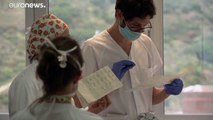 CORONAVIRUS | La montaña rusa emocional del personal sanitario de un hospital de Badalona