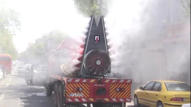 İran'da koronavirüs tedbirleri - Dezenfekte çalışmaları