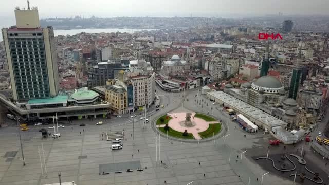 TAKSİM MEYDANI VE İSTİKLAL CADDESİ HAVADAN GÖRÜNTÜLENDİ