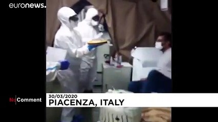 Ιταλία: Γενέθλια υπό καραντίνα