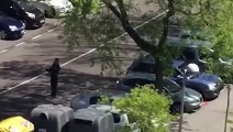 Insulta y se enfrenta a la Policía en Estado de Alerta en el barrio de Moratalaz (Madrid)