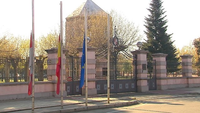 Banderas a media asta como parte del luto en Castilla y León