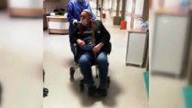 Koronavirüsü yenen 84 yaşındaki hasta alkışlarla hastaneden taburcu edildi - İZMİR