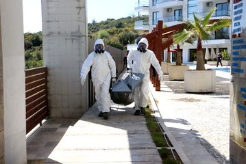 İranlı kadın sitenin bahçesinde ölü bulundu