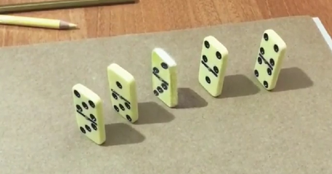 Cette artiste crée des illusions d'optique bluffantes avec ses dessins