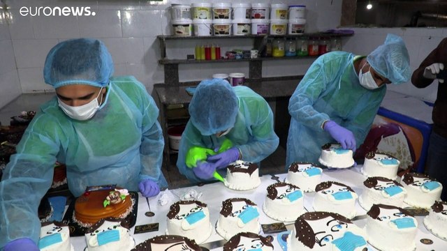 حلوى تصنّع في غزة لنشر الوعي بشأن كورونا