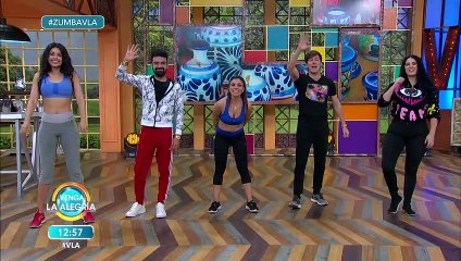 Bailando al ritmo de la música con Penélope Menchaca. | Venga La Alegría