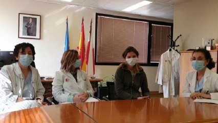 Joven que estuvo contagiada realiza voluntariado en un hospital