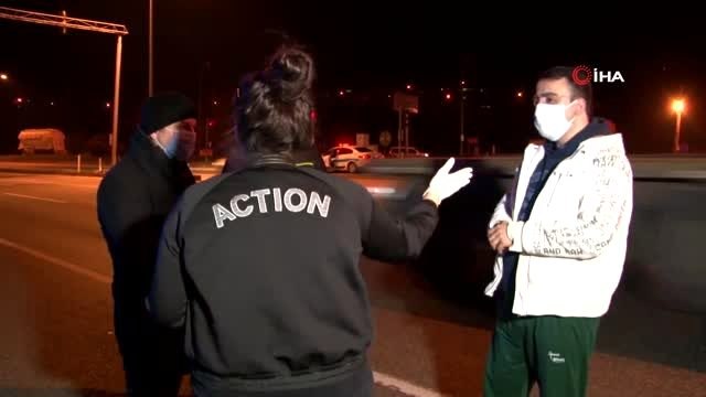 Sakarya'da şehir giriş ile çıkışları polis ve jandarma tarafından kapatıldı